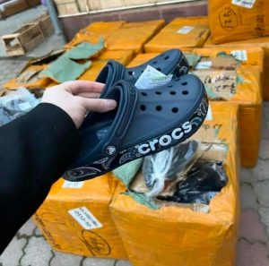 Buy crocs pallets online